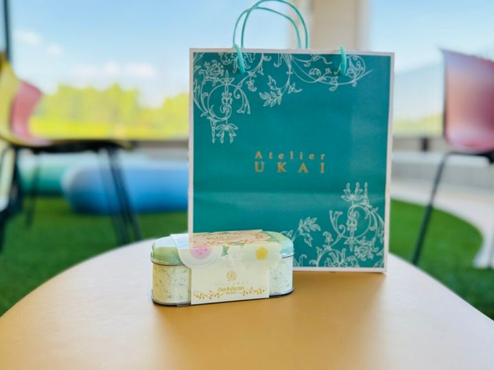 Atelier UKAIのクッキー缶を購入滝山限定パッケージのフールセック・プティ缶