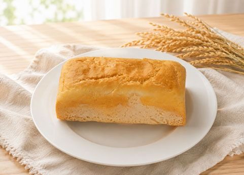 原材料は7つだけの冷凍商品「もっちりふわふわ 米粉パン」！藤春幸治シェフ監修