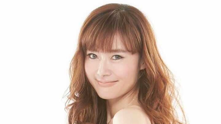 【写真・画像】「56歳！？」 高校生から同じ体形の“奇跡の美魔女”に衝撃の声「かわいい」「スタイルすごい」 1枚目