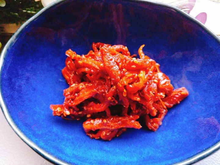市販のソフトさきいかで韓国料理！진미채볶음（さきいかの炒め物）