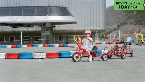 「おもしろ自転車」には、見た目も乗り方もユニークな自転車がずらり。小学3年生以上が対象(小学3年生未満は保護者同伴で利用可)。料金は30分1000円