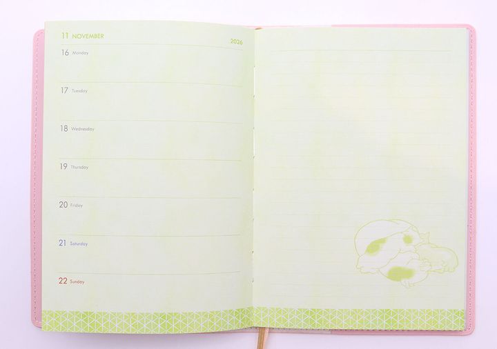 スケジュール帳のウィークリーページ。2026年11月16日から22日までの週の予定が書き込める。