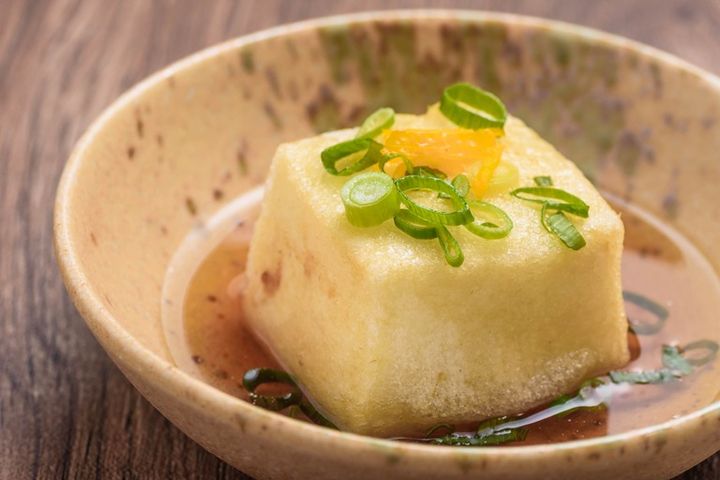 揚げ出し豆腐 薬味にゆず塩を使うイメージ 