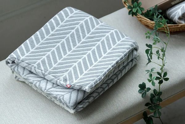 形も高さも自由自在の「今治3重ガーゼ枕」が、クラファン応援購入総額2,000万円突破！