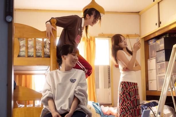 3姉妹の長女でもある和 [c]遠藤和／小学館 [c]2026「ママがもうこの世界にいなくても」製作委員会