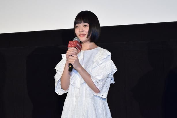 少女を棄てて生きることを選ぶ主人公・茅野琴子役の小八重葵美 撮影：ソムタム田井