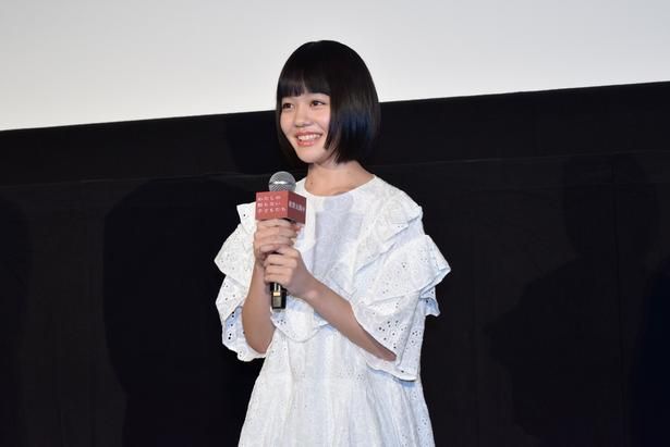 無事に公開初日を迎えられた喜びを語る小八重葵美 撮影：ソムタム田井