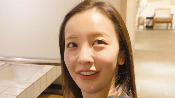 【写真・画像】「こんな変わる！？」 板野友美、鍼施術で小さい顔がさらに小顔に 1枚目