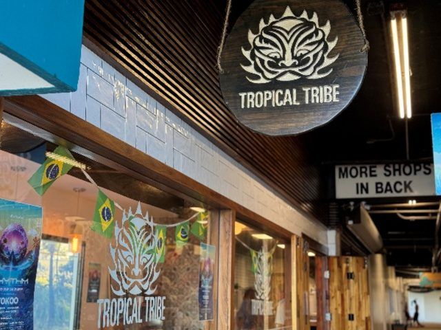Tropical Tribe外観