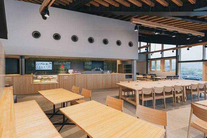 「ヒュッテ ハヤシ カフェ」