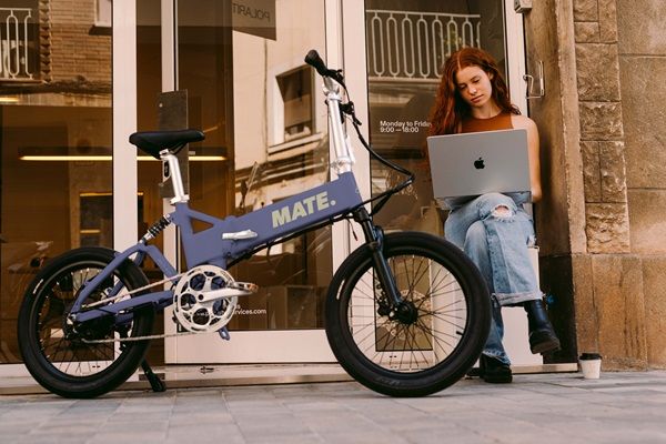 表参道の「Mercedes-Benz STUDIO TOKYO」でe-BIKE「MATE.BIKE」の展示＆試乗イベント開催！