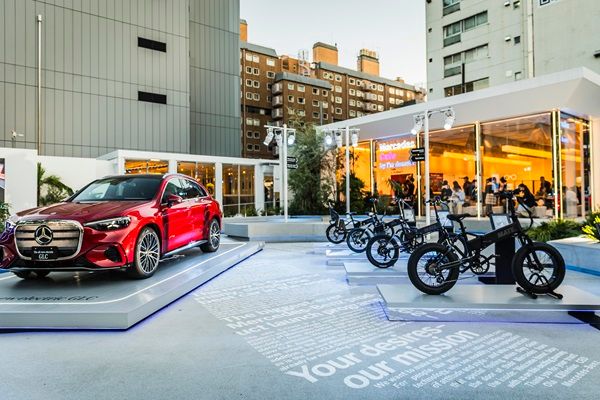 表参道の「Mercedes-Benz STUDIO TOKYO」でe-BIKE「MATE.BIKE」の展示＆試乗イベント開催！