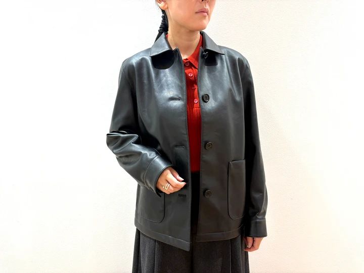 【結論】いつもの服に羽織るだけ！秋コーデを更新するレザー調ジャケット