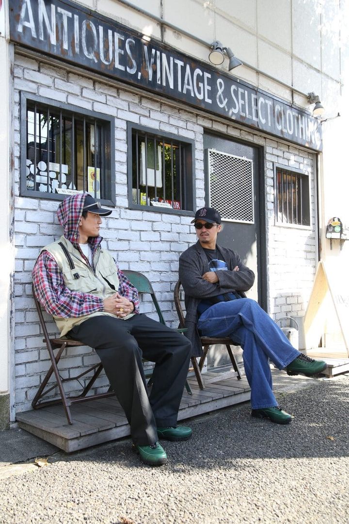 グリーンのレザーに、全天候へ対応する機能を備えた一足。FRAT STORE（フラットストア）、HAg-Le（ハグレ）、YOAK（ヨーク）のトリプルコラボレーションによる別注「JOURNEY」が、10月24日（土）に両店舗限定で発売される。