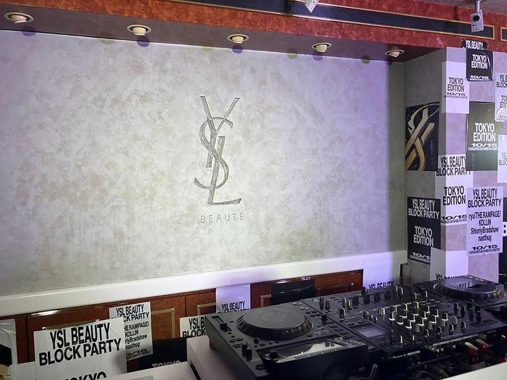 YSLパーティDJブース