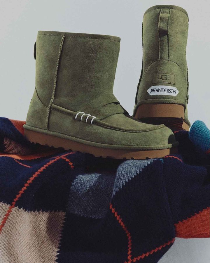 画像: UGG JW アンダーソン ローファーブーツ（カーキ）¥70,400 ◾️サイズ展開：22〜30cm 出典：UGG®