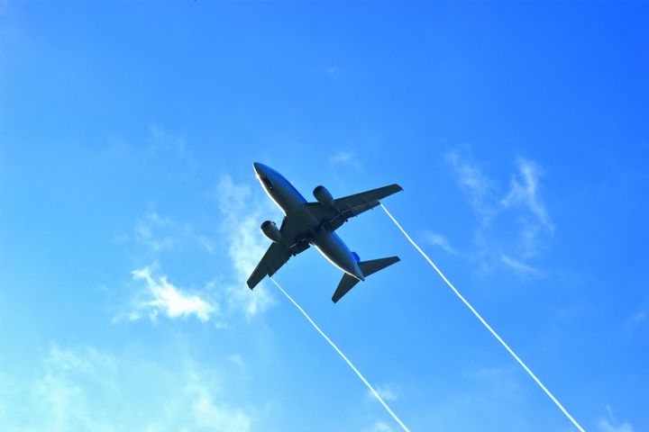 ANAホールディングス｜国内線が約50％割引！旅行商品の優待も