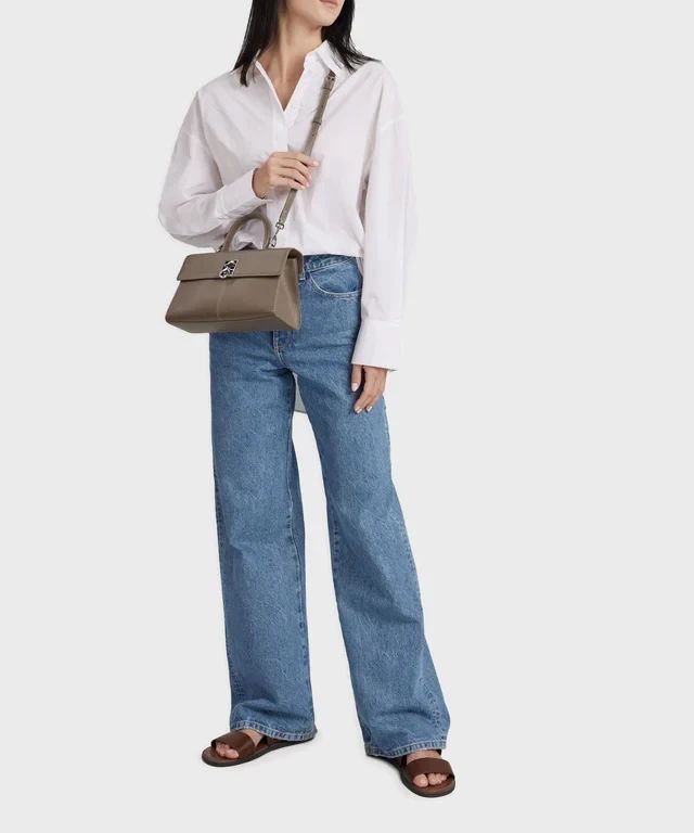 10万円以下で見つけた名品。どんな服にも合うCafuné「Medium Stance」ポーチ不要の収納力と着回し力 #ファッション部_13