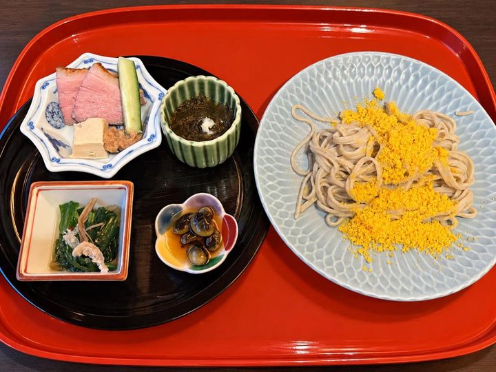 「蕎麦前」のからすみ蕎麦が絶品！お酒が進みます