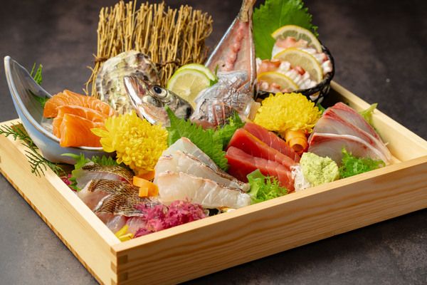 「トロ壱 広島本通店」オープン！全国各地の銘酒と極上のとれたて鮮魚を堪能