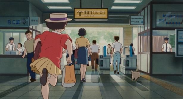 京王線の聖蹟桜ヶ丘駅をモデルにした京“玉”線、杉の宮駅 [c] 1995 Aoi Hiiragi, Shueisha/Hayao Miyazaki/Studio Ghibli, NH
