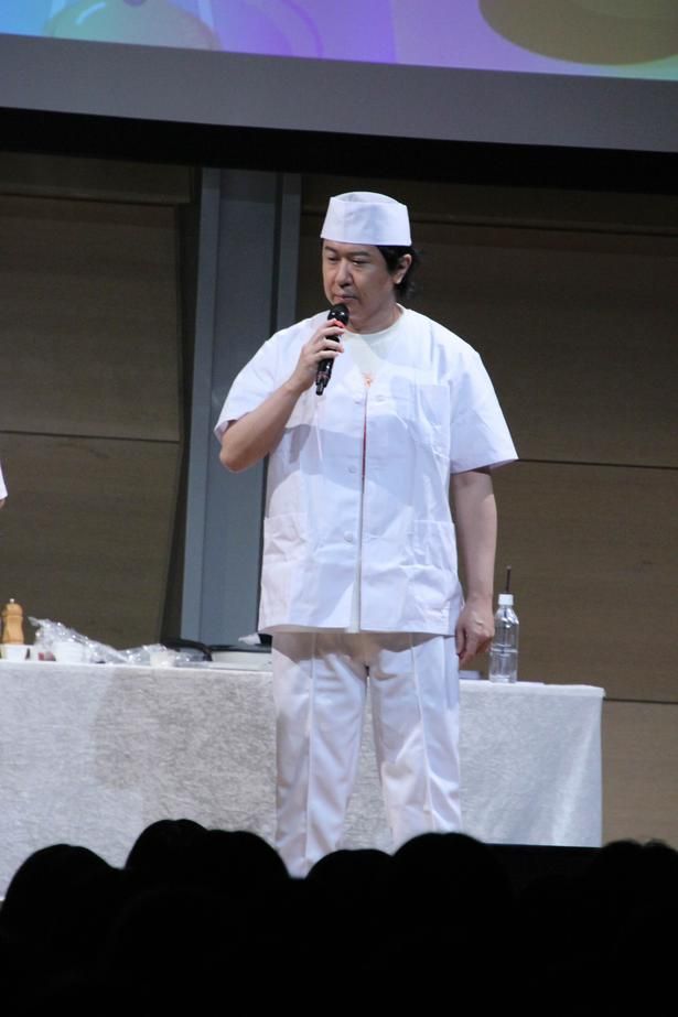山下さんの誕生日を祝福する杉田さん