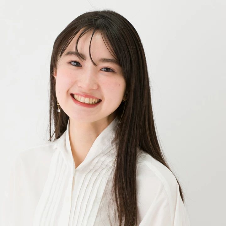 【2026年秋】大人のローファーコーデ5選。おしゃれ読者はどう履いてる？ 通勤にも休日にも使えるローファーで足元を秋っぽくアップデート！_8