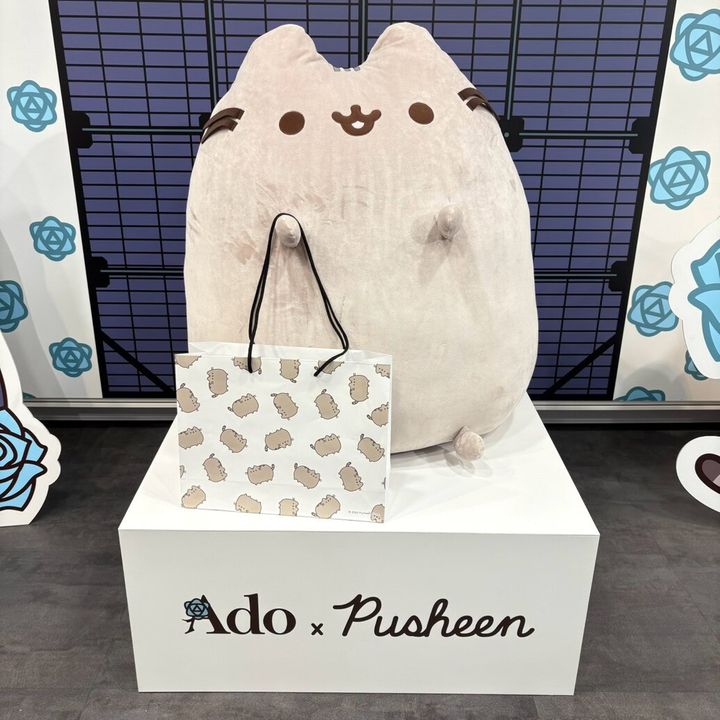 Ado × Pusheen POP UP STORE