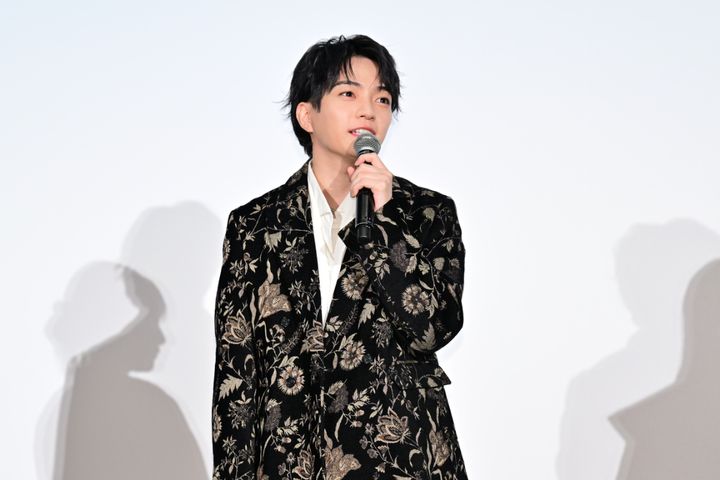 西畑大吾、”願い事”は「長く、なにわ男子が愛される事！」『時給三〇〇円の死神』大ヒット御礼舞台挨拶