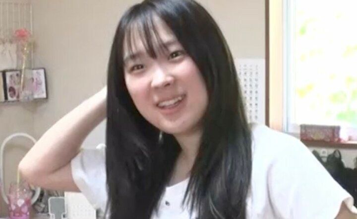 【写真・画像】「小6から育児」“1男8女シンママ大家族”母を支え、きょうだいを育てる15歳長女に絶賛の声「お母さんが2人いる」 1枚目