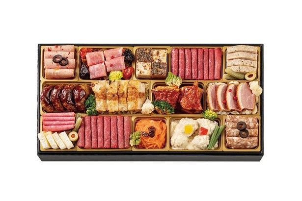 29品の洋風料理が並ぶ初登場の洋風一段「あおい」(1万6200円)