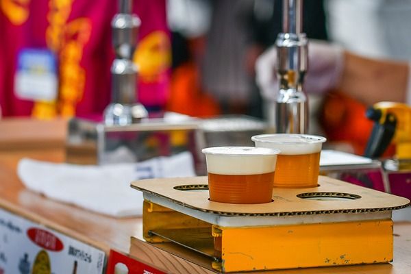 黄桜が京都・伏見にて「第8回蔵開き」開催！拍手で勝敗が決まる「き～ざくら～あっ 呑♪」杯も