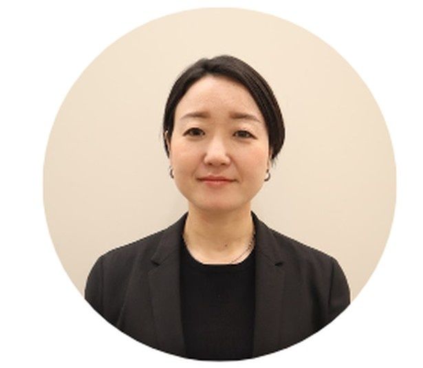 「ノースリーブコート」の開発を担当した商品第二部 グループ長の坂下恵さん