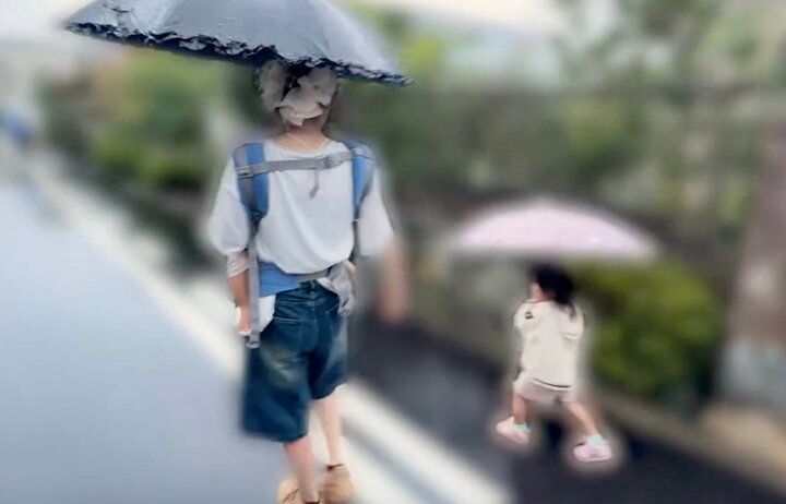 【写真・画像】“1男8女シンママ大家族”15歳長女、小6から育児を担当「5女＆6女は私が育てた。ママはその頃いなかった」父親への不満も「おっちゃんは寝てただけ」 2枚目