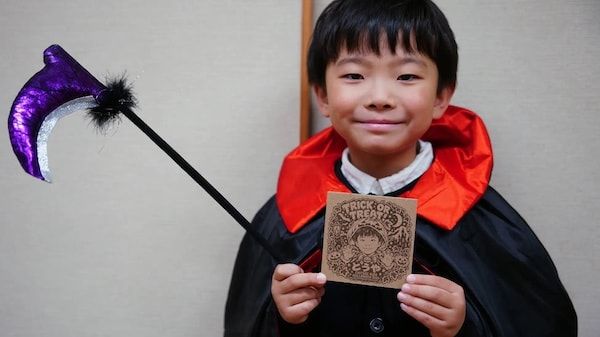 北海道千歳市で「ちとせキッズハロウィン」開催！AI作成の似顔絵プレートのプレゼント企画も実施
