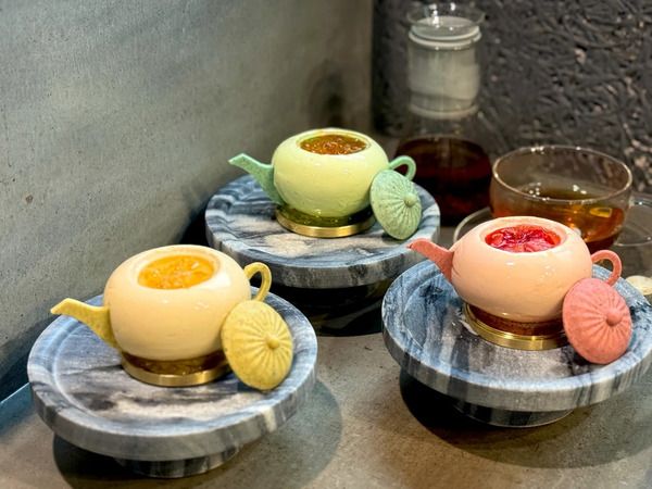 大阪・中崎町の「紅茶美人＋ Tea Beauty plus」に、ふたも持ち手も食べられる「ティーポットケーキ」、登場