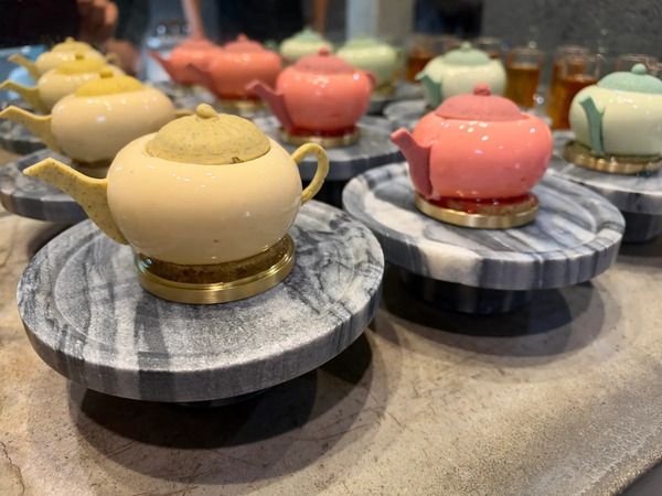 大阪・中崎町の「紅茶美人＋ Tea Beauty plus」に、ふたも持ち手も食べられる「ティーポットケーキ」、登場