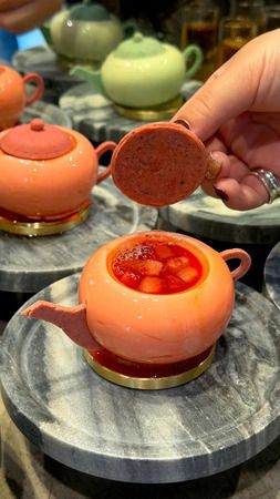 大阪・中崎町の「紅茶美人＋ Tea Beauty plus」に、ふたも持ち手も食べられる「ティーポットケーキ」、登場