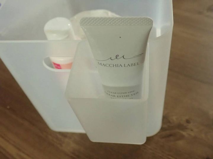 DAISO(ダイソー)：コスメ収納ホルダー ワイド