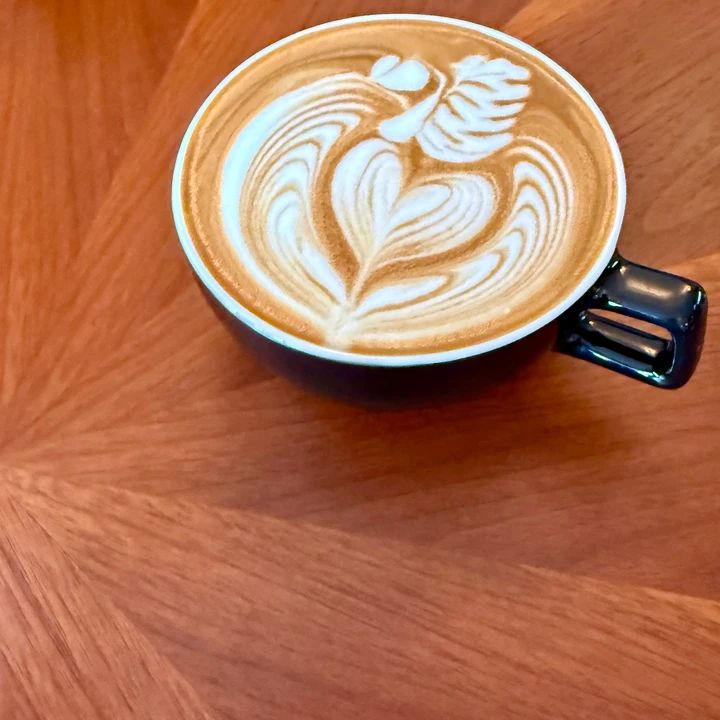 LIWEI COFFEE（リウェイコーヒー）のホットラテ