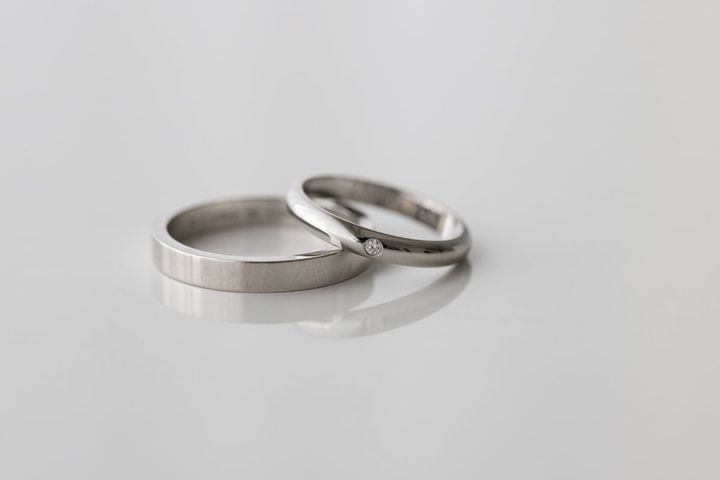 消防士は結婚指輪をはめない？（画像はイメージ）