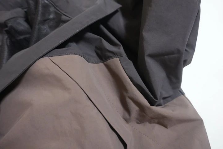 【UNIQLO(ユニクロ)】秋のアウトドアにもぴったり！「ウィンドプルーフスタンドブルゾン」4,990円に値下げ！_2