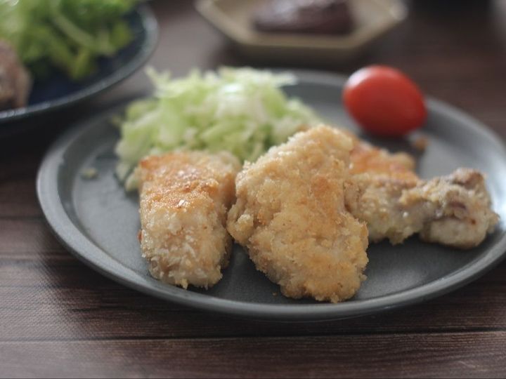 天然魚クエスト第3弾！2. アカバナ（カンパチ）のハーブパン粉焼き