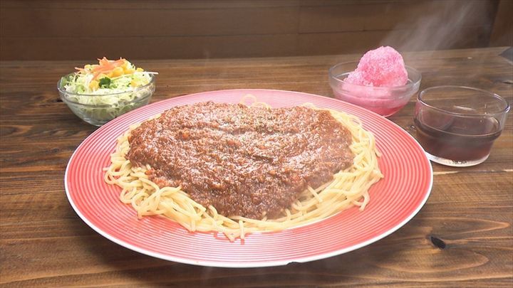 10月20日放送の「ヒューマングルメンタリー オモウマい店」に登場する「ノーマルミート（大盛）」（中京テレビ提供）