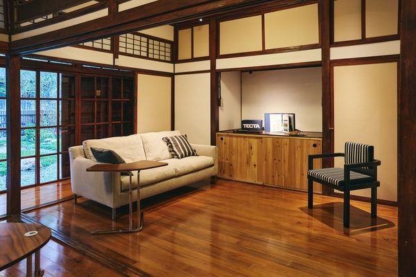 「経年美化」の美学を台湾へ。アクタスが台北の歴史的建築「0km 山物所」で期間限定エキシビションを開催