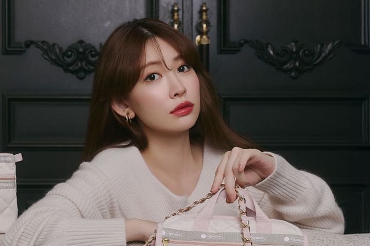 Her lip toとLeSportsacがブランド史上初のコラボ