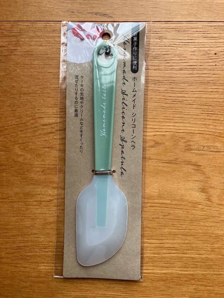 セリア：ホームメイド シリコーンヘラ