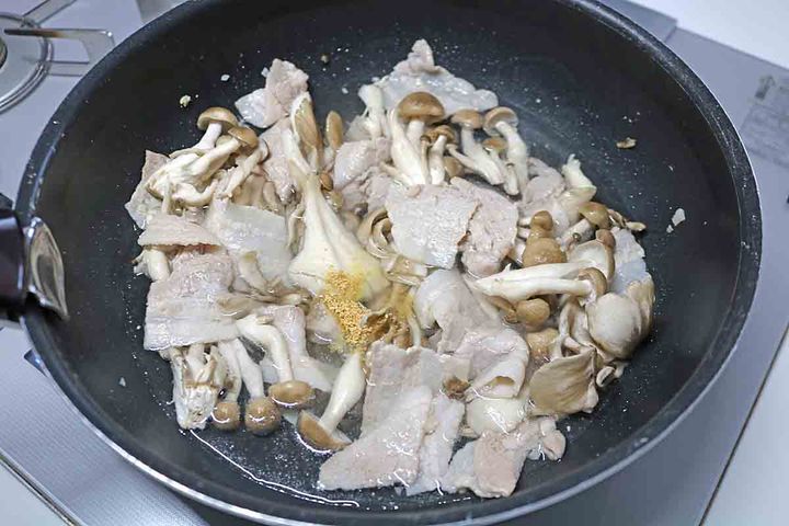 豚きのこパスタ９