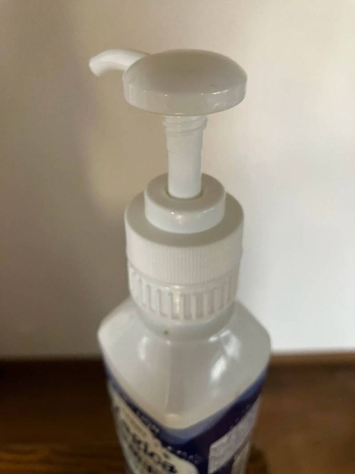 ダイソー：食器用洗剤ポンプ