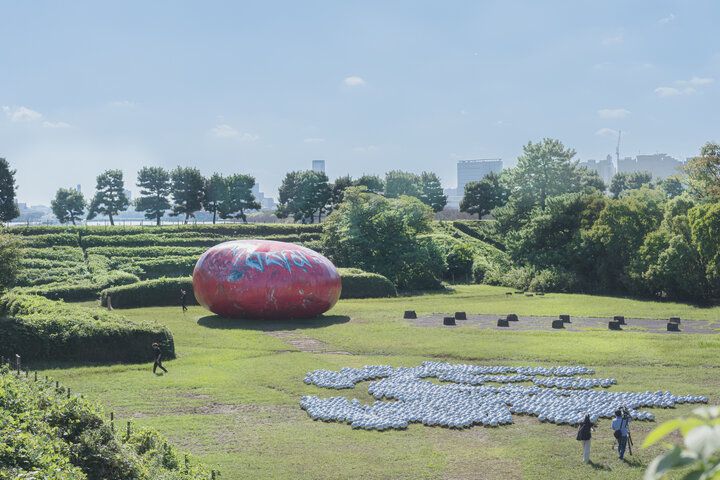 秋のアートさんぽにも♪海辺とアートが融合した国際美術展「TOKYO ATLAS」